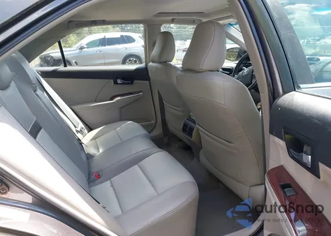 2012 Toyota Camry Xle V6 z USA, uszkodzony, nr VIN 4T1BK1FK2CU511431